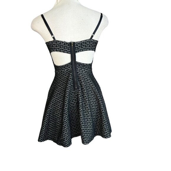 Forever 21 Black Mesh Cage Back Short Skater Dress Size Small - Picture 2 of 9